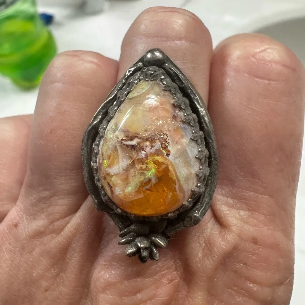 Unique Teardrop Sterling Silver Ring with Amazing Opal Stone - Picture 2 of 9